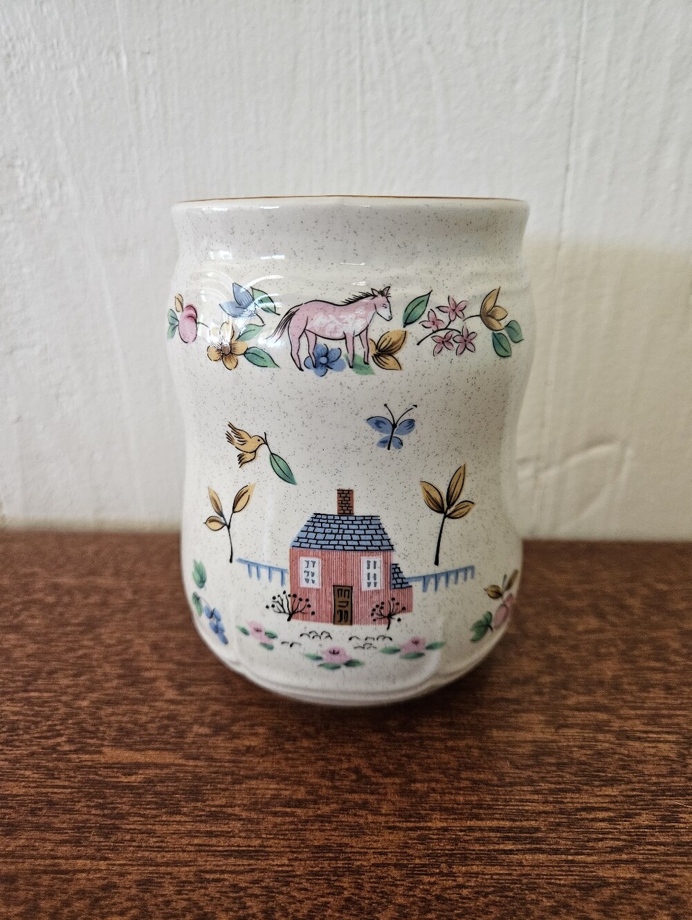 Vintage International Heartland Canister Small No Lid
